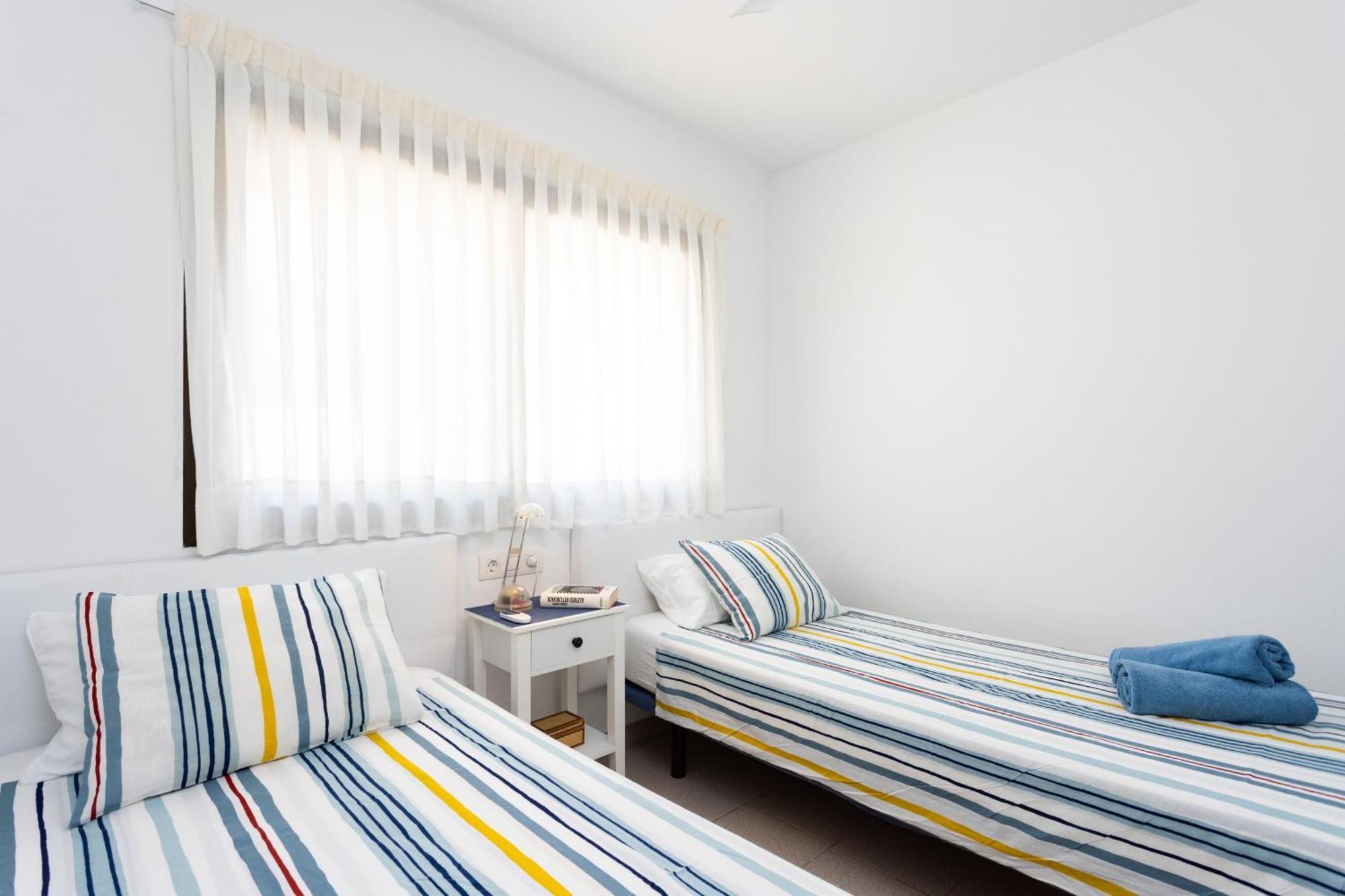 Frontline Playa Las Vistas With Pool, Parking, Sea Los Cristianos  Exterior foto