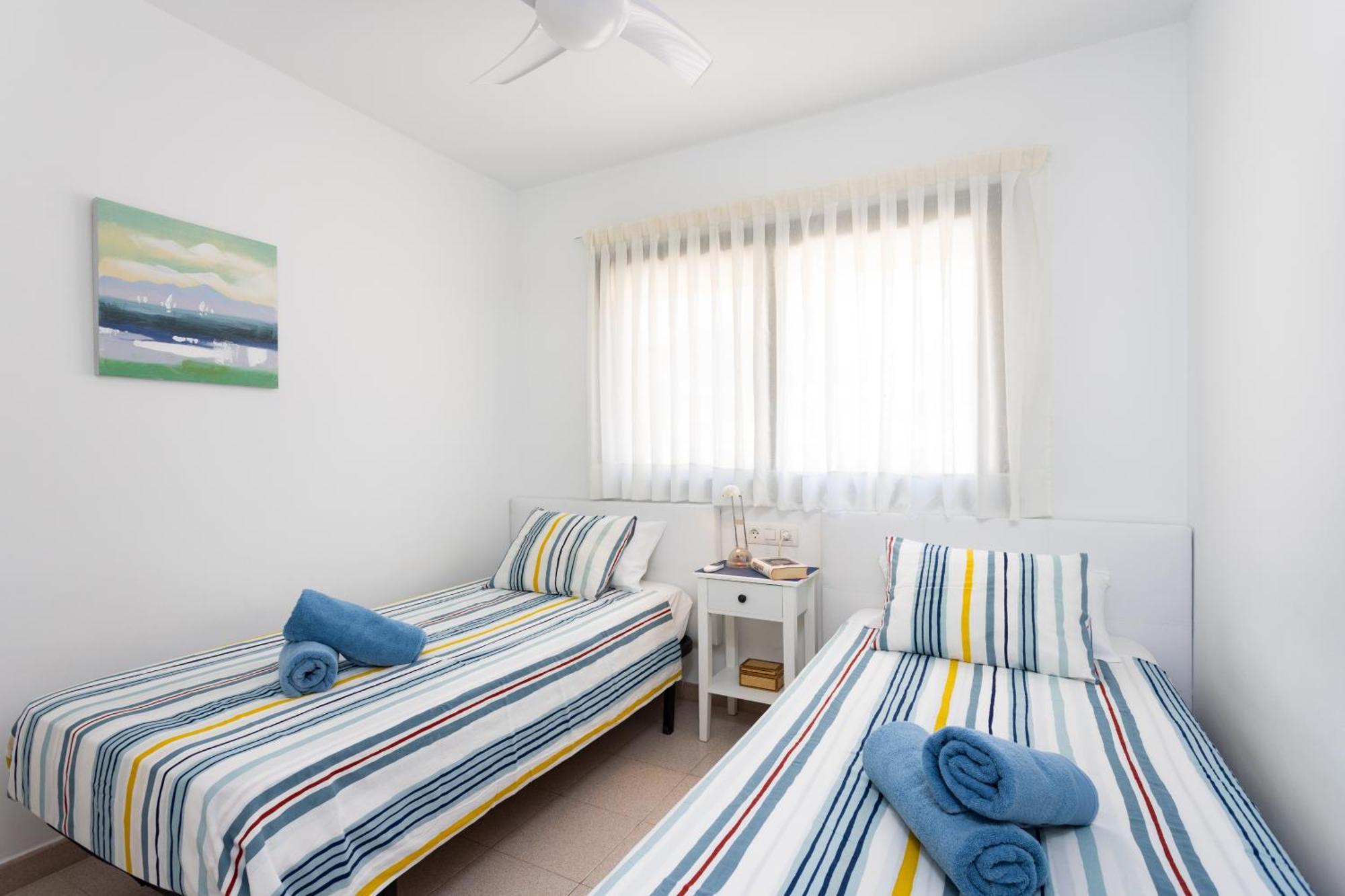 Frontline Playa Las Vistas With Pool, Parking, Sea Los Cristianos  Exterior foto