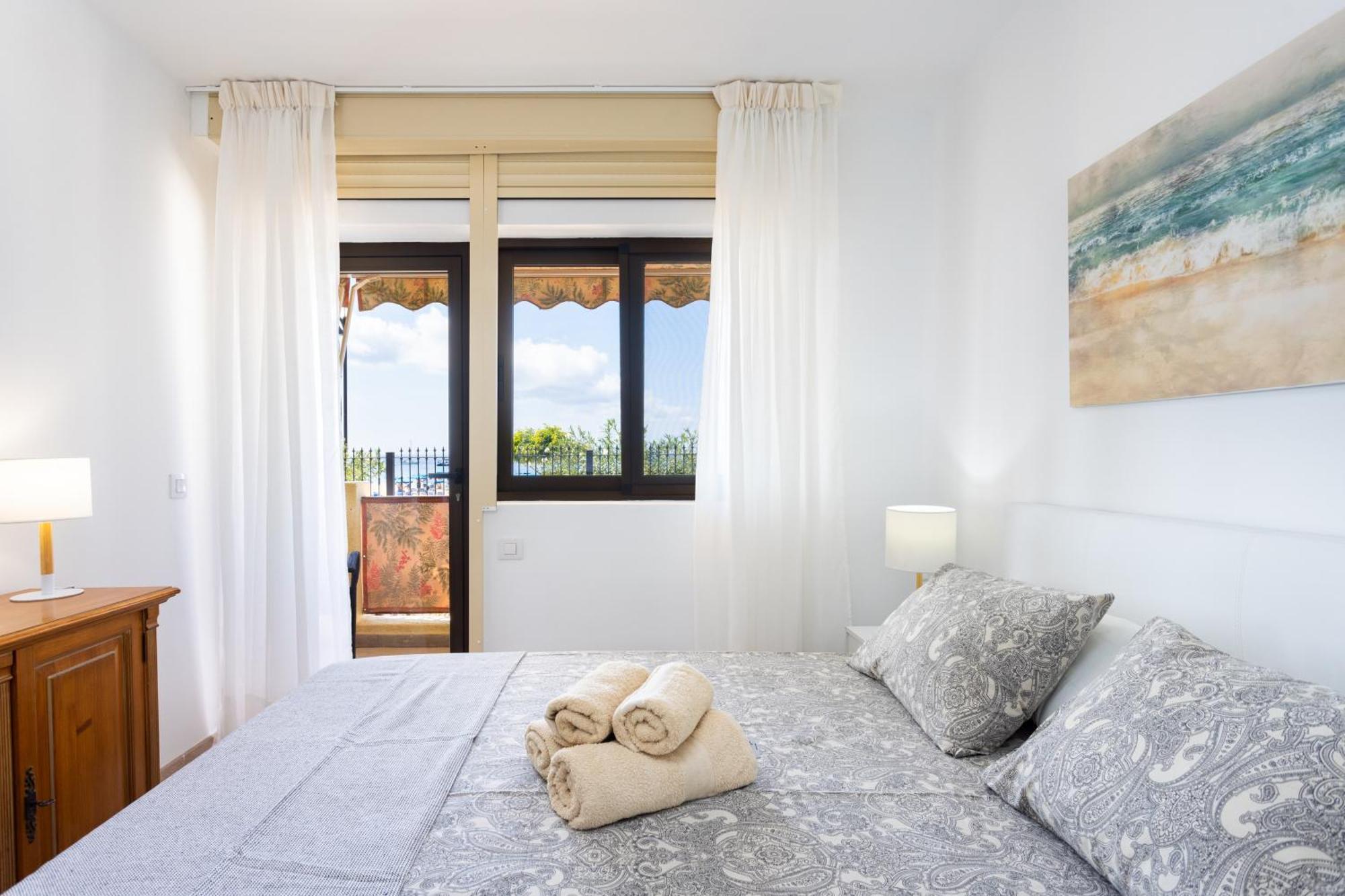 Frontline Playa Las Vistas With Pool, Parking, Sea Los Cristianos  Exterior foto